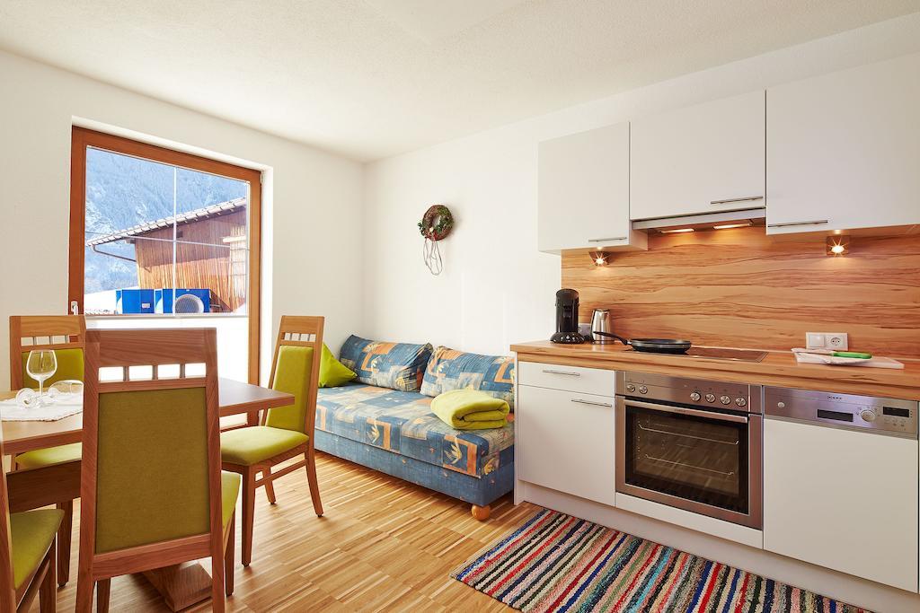 Am Sonnhof Apartment Langenfeld Room photo